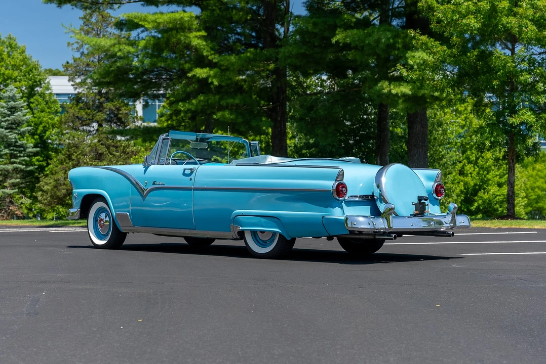 1955 Ford Fairlane 1st Gen - Image 5 of 31