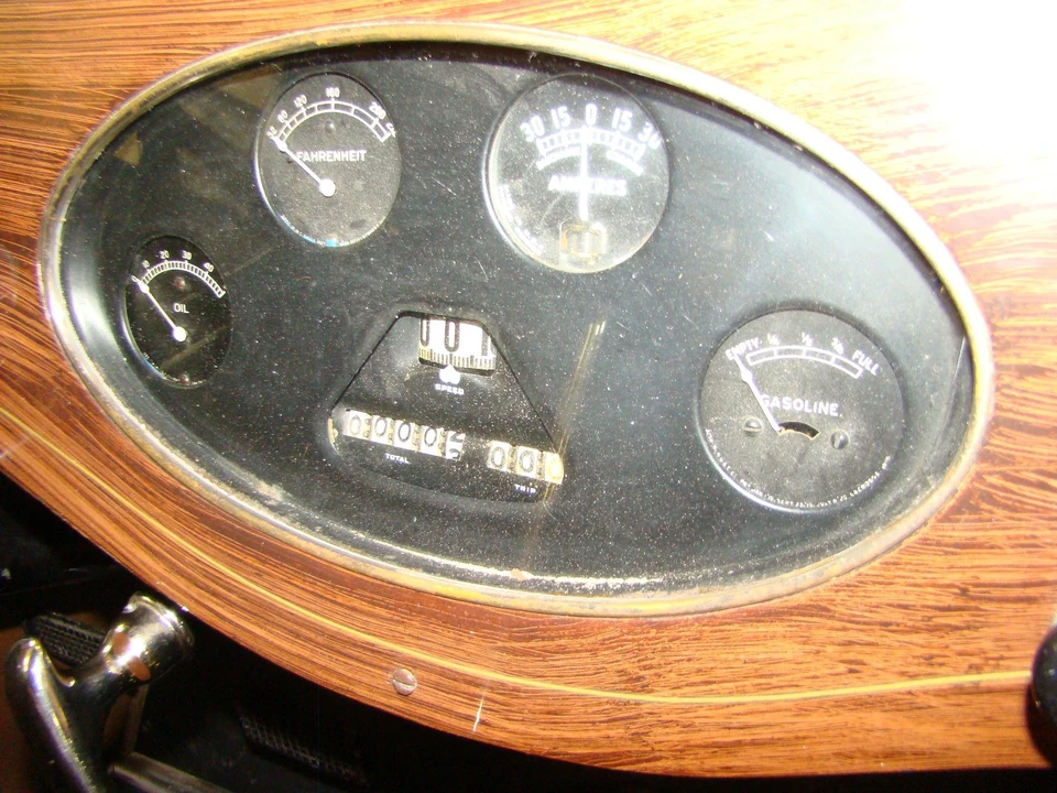 1927 Auburn Eight - Image 21 of 31