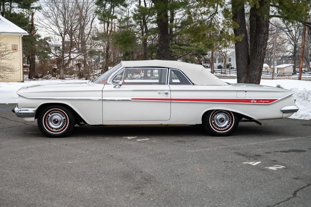1961 Chevrolet Impala 2nd Gen - Image 5 of 31