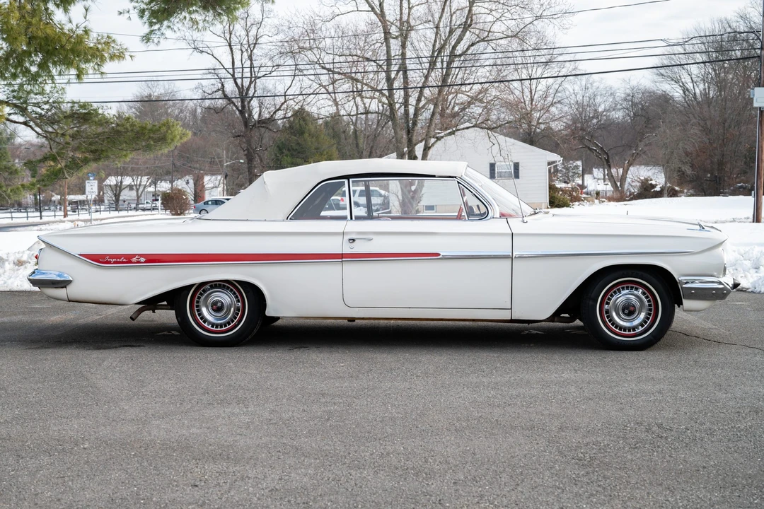 1961 Chevrolet Impala 2nd Gen - Image 11 of 31