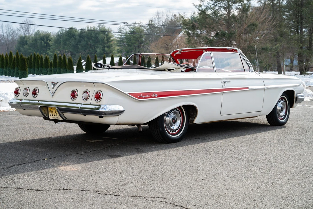1961 Chevrolet Impala 2nd Gen - Image 15 of 31
