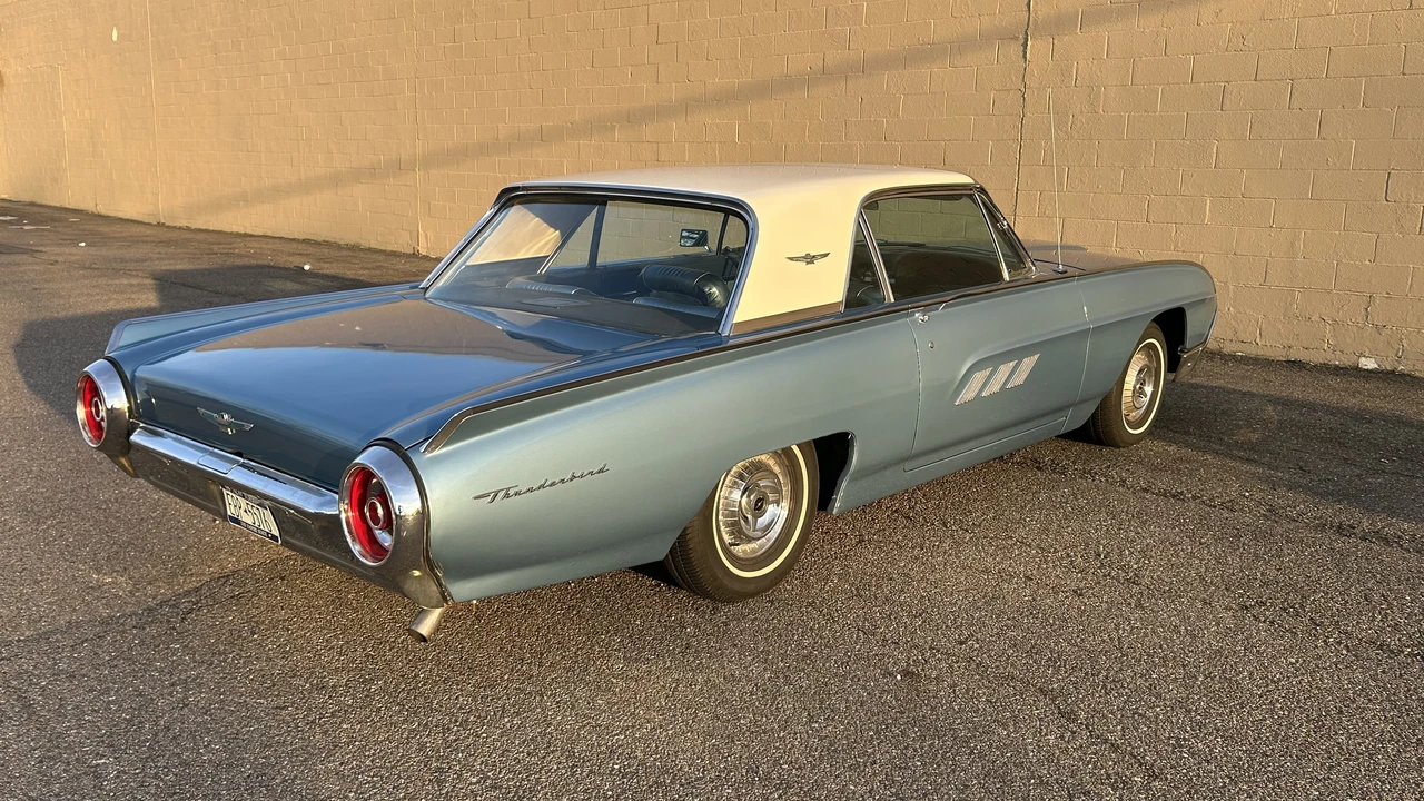1963 Ford Thunderbird 3rd Gen - Image 6 of 31