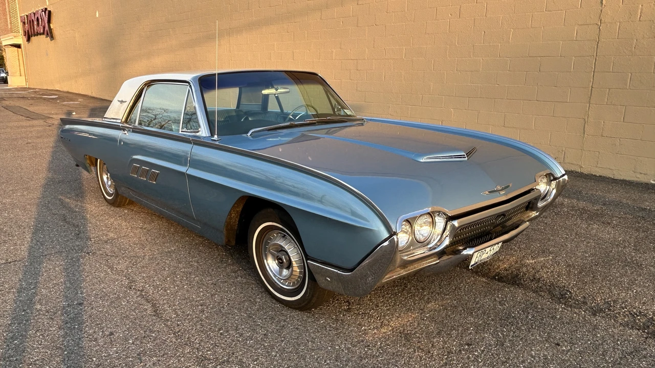 1963 Ford Thunderbird 3rd Gen - Image 7 of 31
