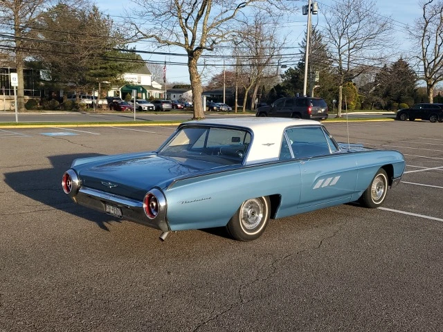 1963 Ford Thunderbird 3rd Gen - Image 10 of 31
