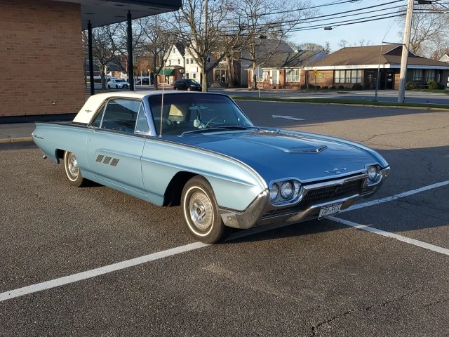 1963 Ford Thunderbird 3rd Gen - Image 8 of 31