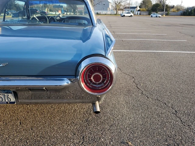 1963 Ford Thunderbird 3rd Gen - Image 28 of 31