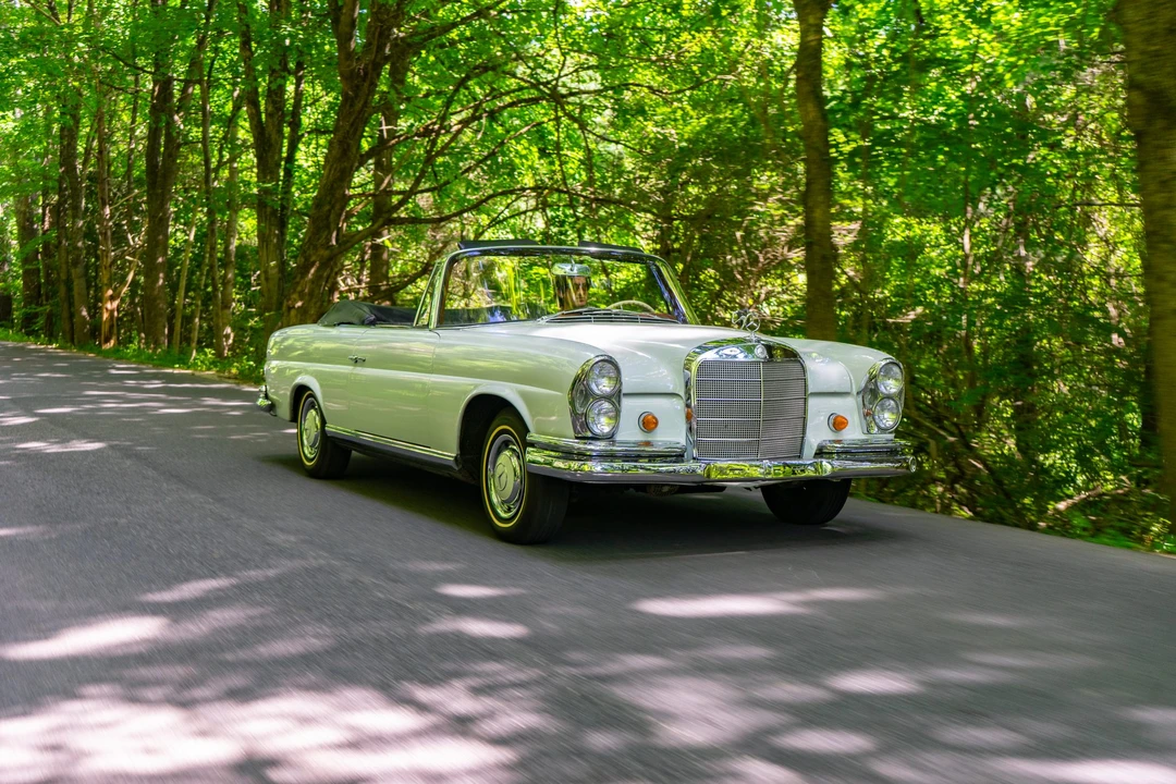 1963 Mercedes-Benz W111 Cabriolet - Image 23 of 31