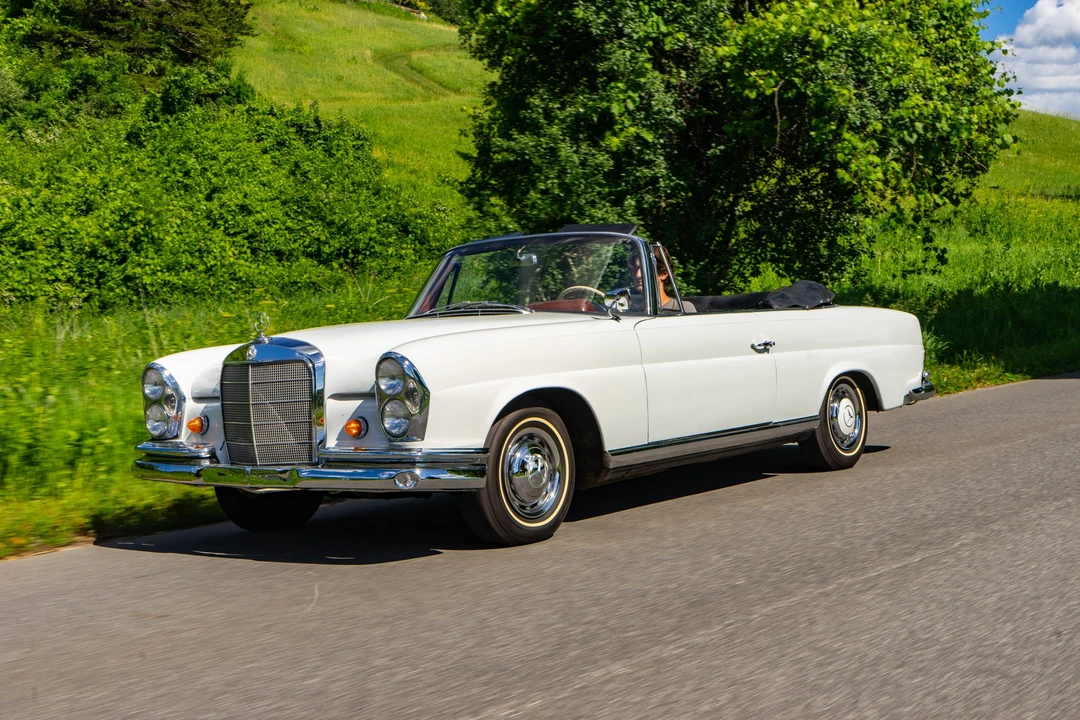 1963 Mercedes-Benz W111 Cabriolet - Image 13 of 31