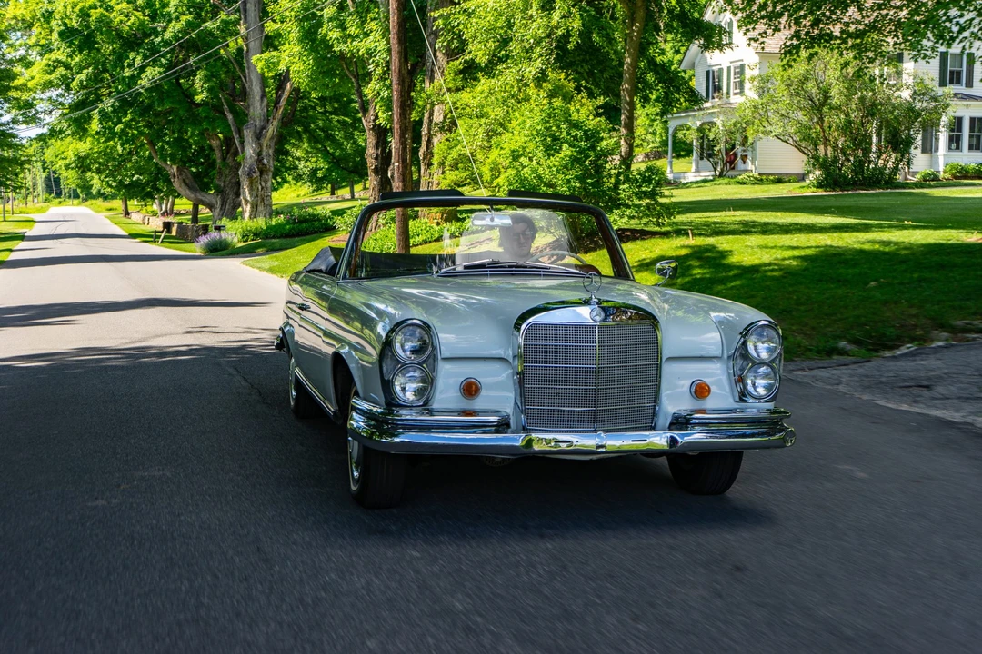 1963 Mercedes-Benz W111 Cabriolet - Image 19 of 31