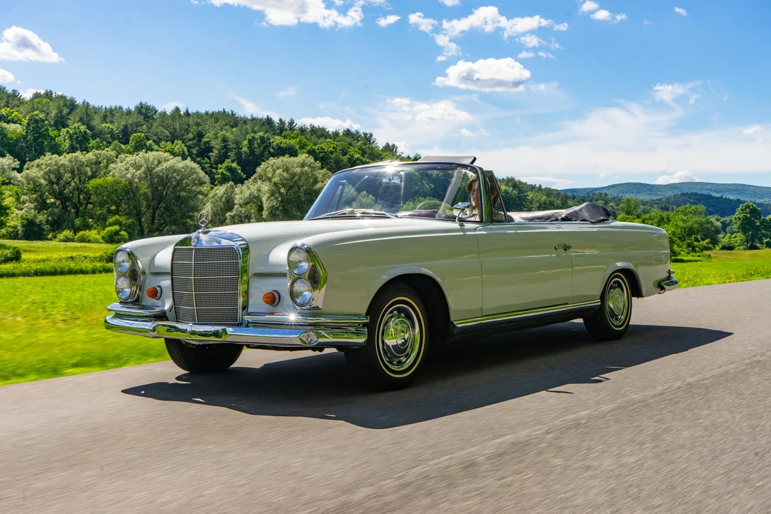 1963 Mercedes-Benz W111 Cabriolet - Image 10 of 31