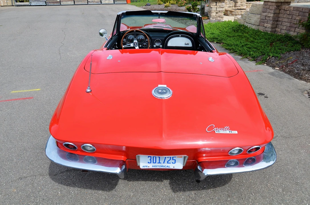 1965 Chevrolet Corvette C2 - Image 12 of 31