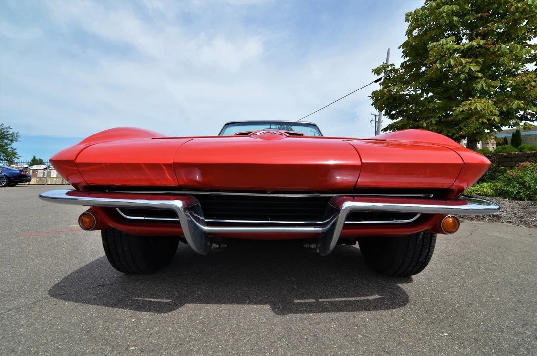 1965 Chevrolet Corvette C2 - Image 5 of 31