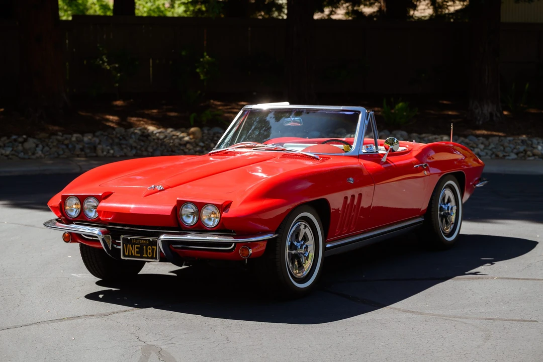1965 Chevrolet Corvette C2 - Image 9 of 31