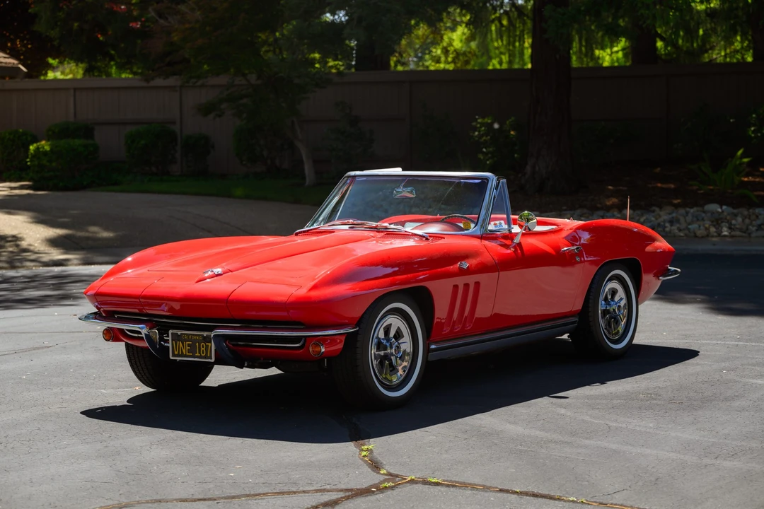 1965 Chevrolet Corvette C2 - Image 6 of 31