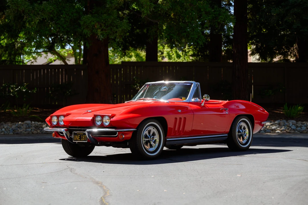 1965 Chevrolet Corvette C2 - Image 3 of 31