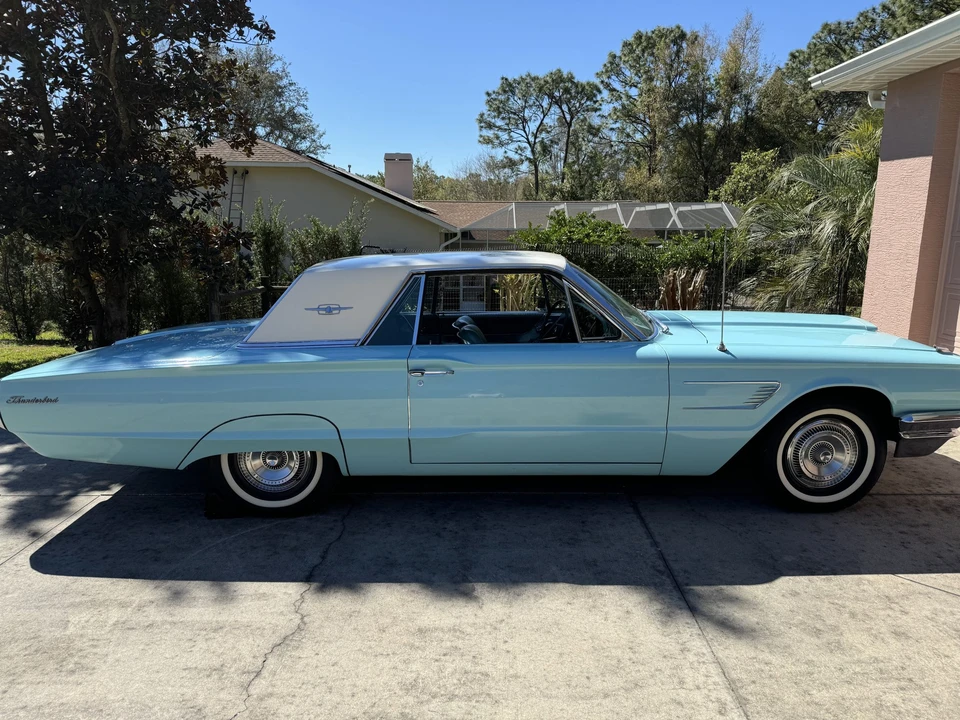 1965 Ford Thunderbird 4th Gen - Image 12 of 31