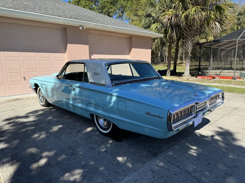 1965 Ford Thunderbird 4th Gen - Image 9 of 31