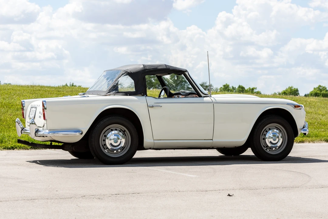 1965 Triumph TR4A - Image 11 of 31