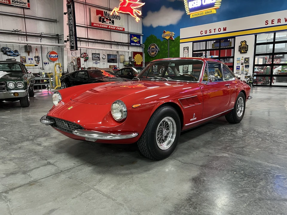 1967 Ferrari 330 GTC & GTS - Image 25 of 31