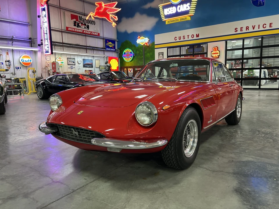 1967 Ferrari 330 GTC & GTS - Image 26 of 31