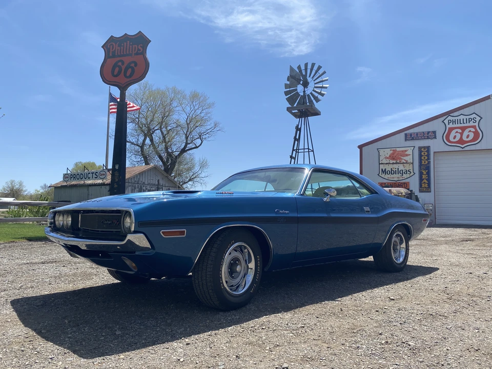 1970 Dodge Challenger R/T & T/A 1st Gen - Image 8 of 31