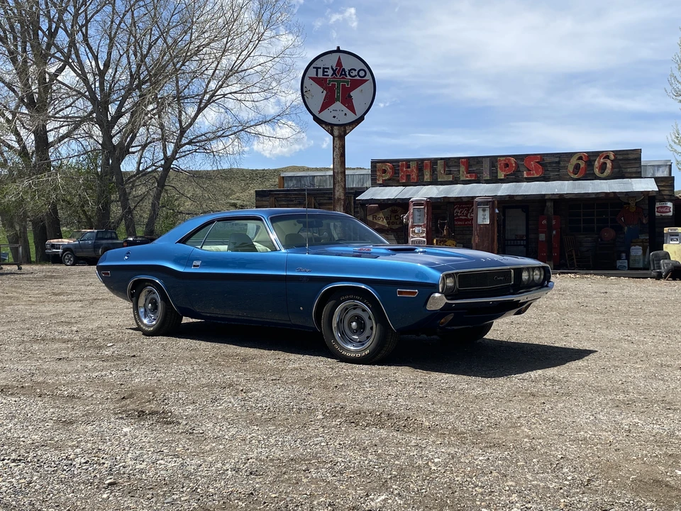 1970 Dodge Challenger R/T & T/A 1st Gen - Image 2 of 31
