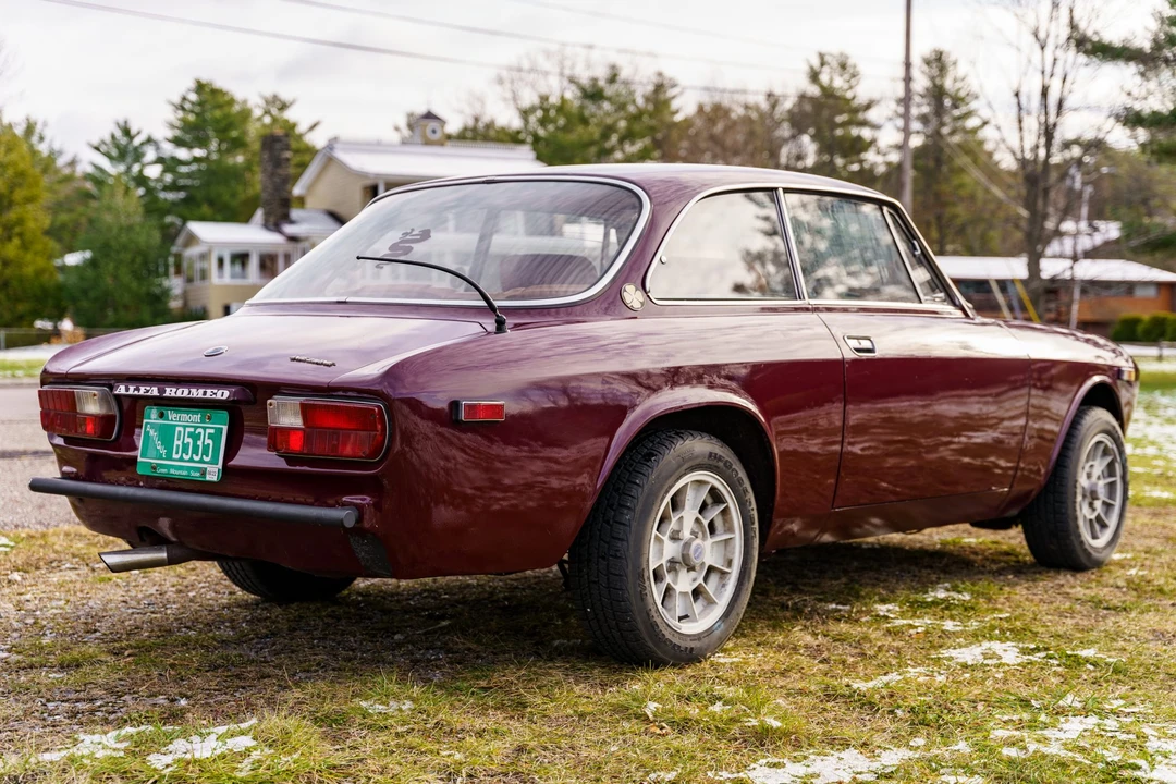 1973 Alfa Romeo 2000 GT Veloce - Image 5 of 31
