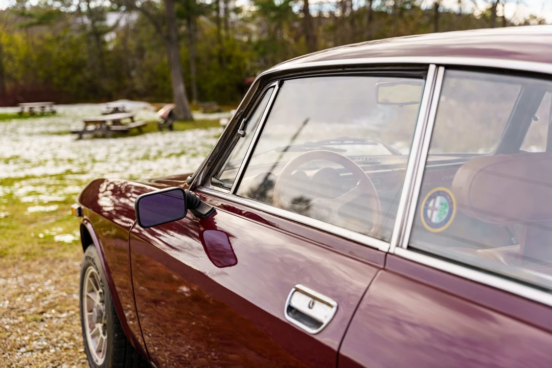 1973 Alfa Romeo 2000 GT Veloce - Image 9 of 31