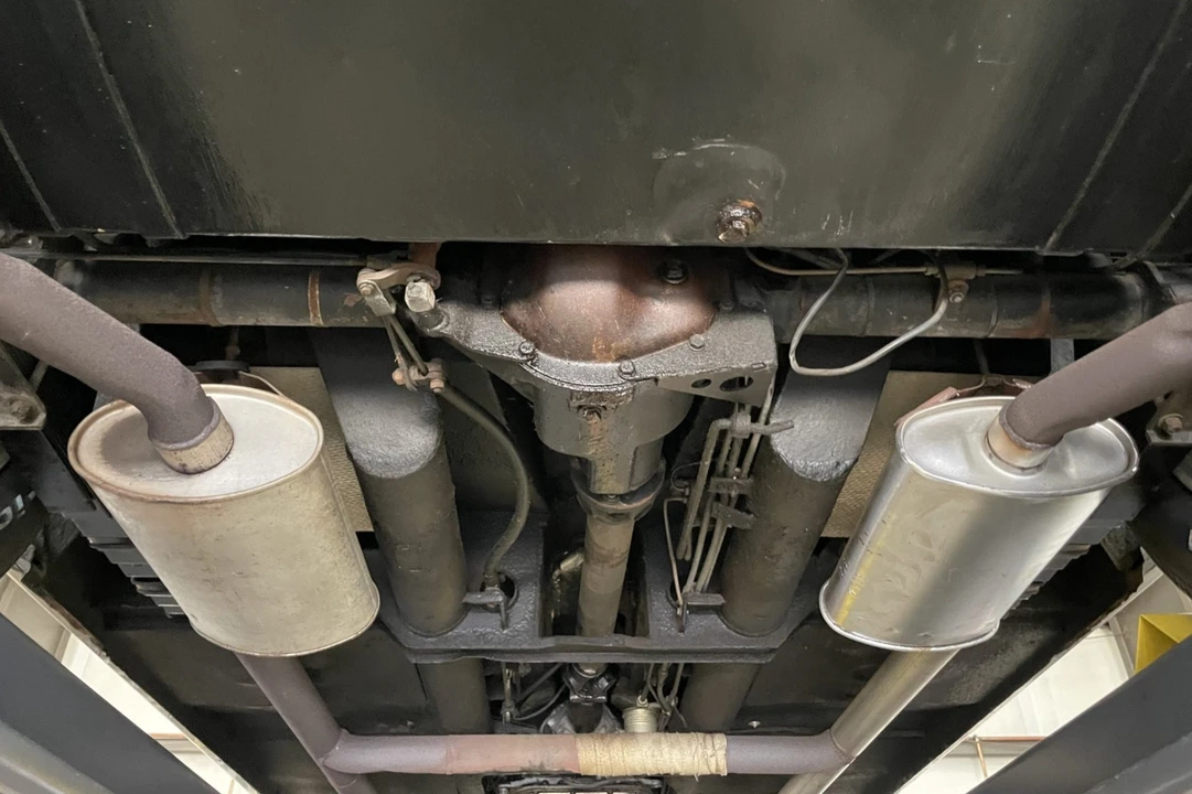 1975 Jensen Interceptor - Image 7 of 8