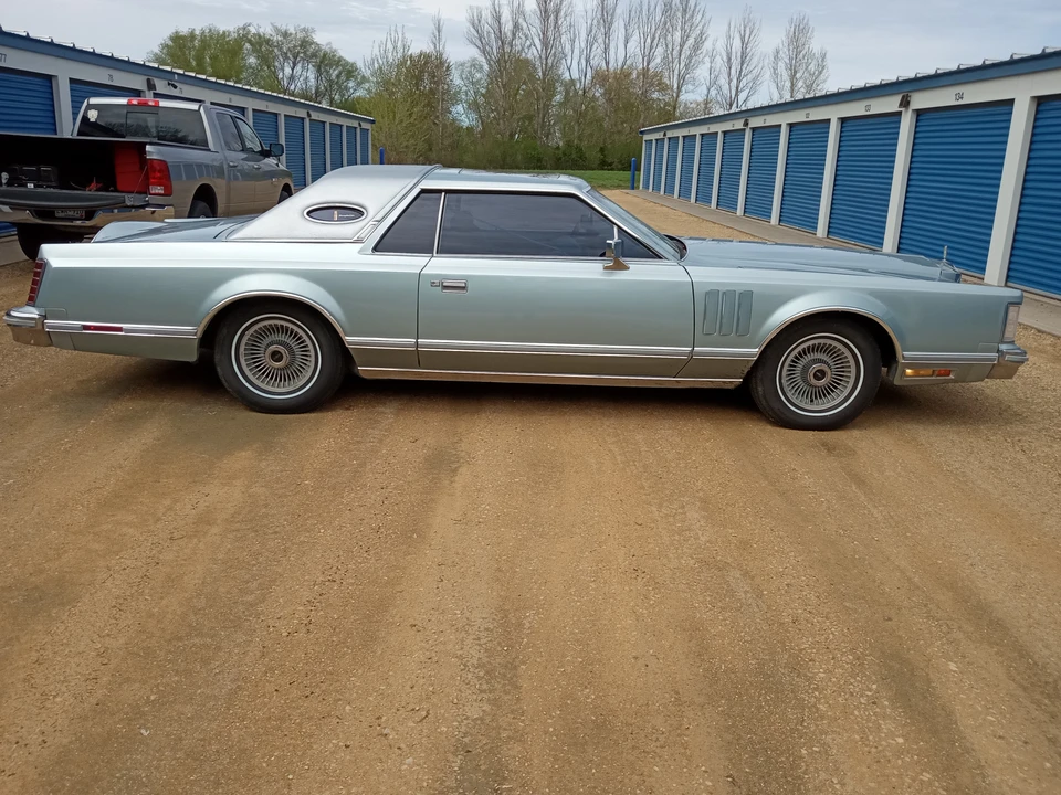 1978 Lincoln Continental 5th Gen - Image 15 of 31