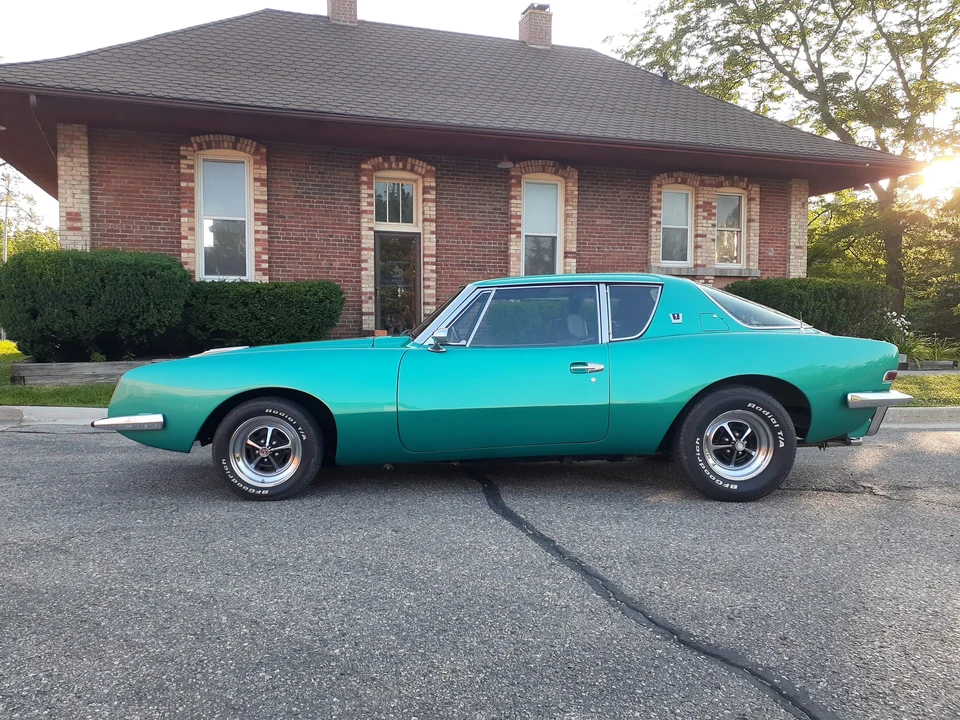 1980 Studebaker Avanti - Image 24 of 31