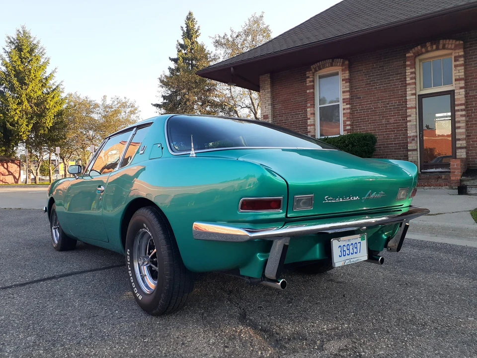 1980 Studebaker Avanti - Image 21 of 31