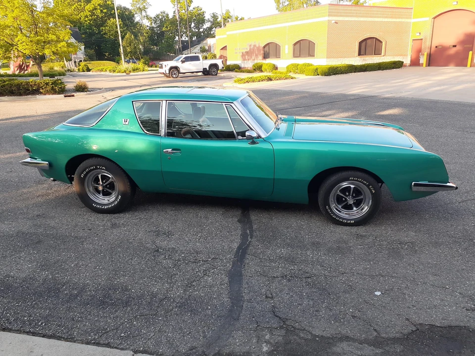 1980 Studebaker Avanti - Image 12 of 31