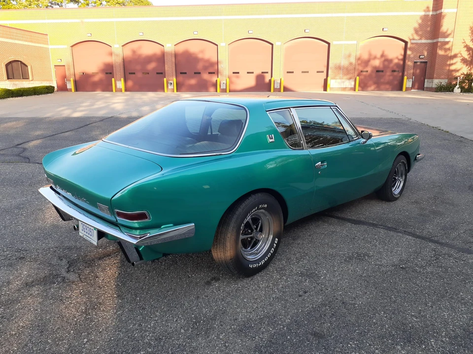 1980 Studebaker Avanti - Image 14 of 31