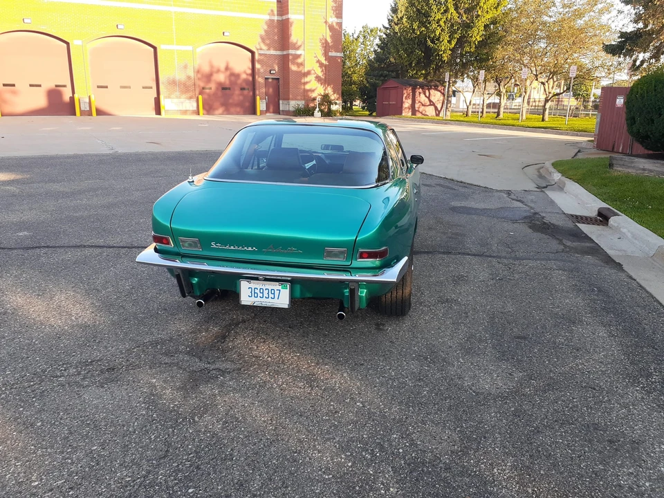 1980 Studebaker Avanti - Image 17 of 31