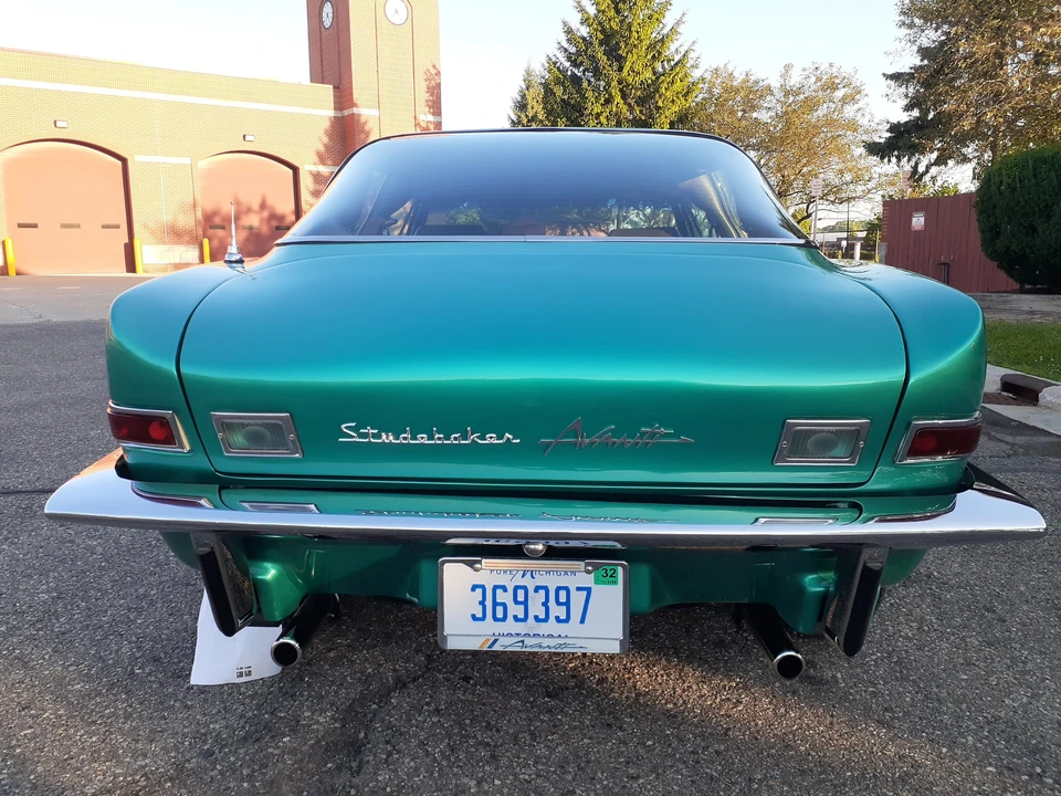 1980 Studebaker Avanti - Image 19 of 31