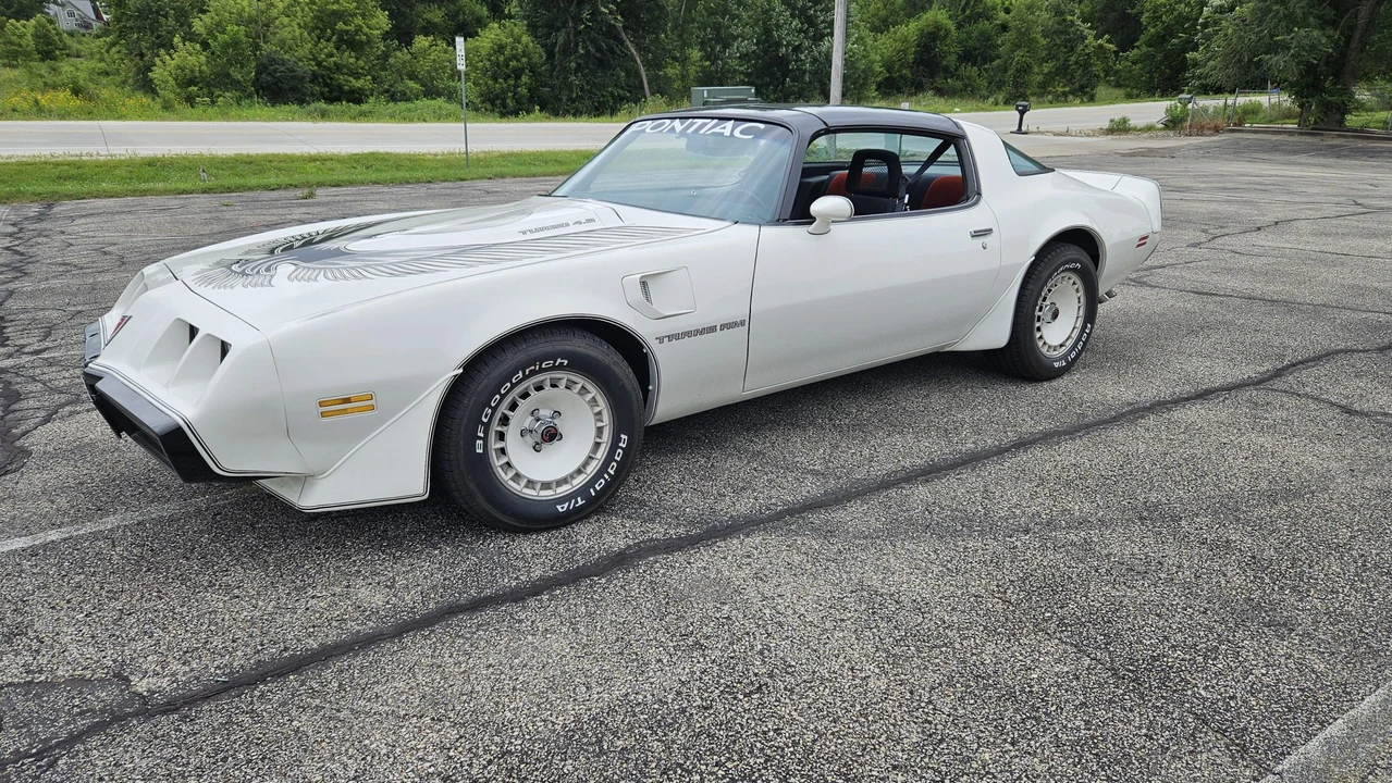 1981 Pontiac Firebird Trans Am 2nd Gen - Image 4 of 31