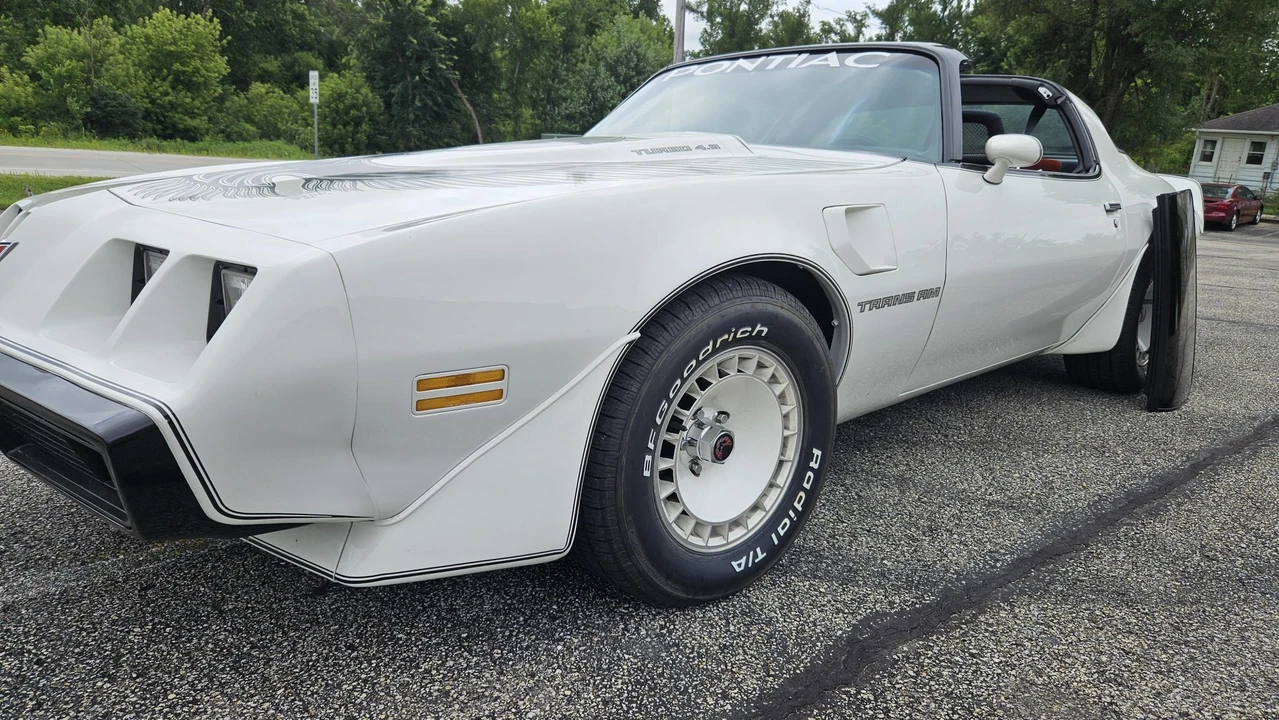 1981 Pontiac Firebird Trans Am 2nd Gen - Image 16 of 31