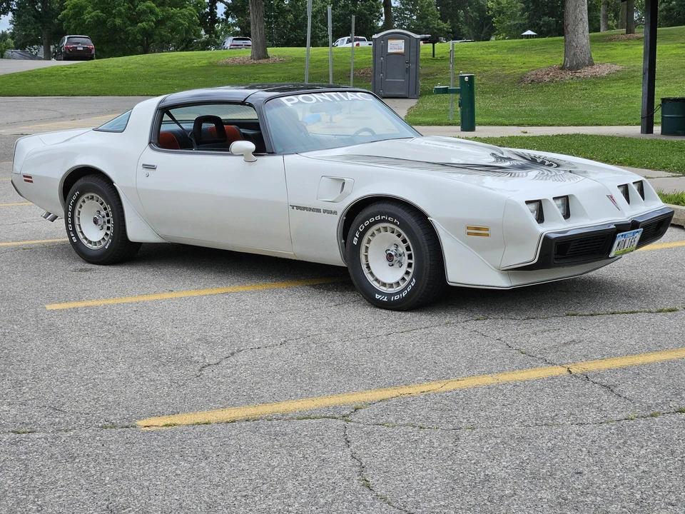 1981 Pontiac Firebird Trans Am 2nd Gen - Image 7 of 31