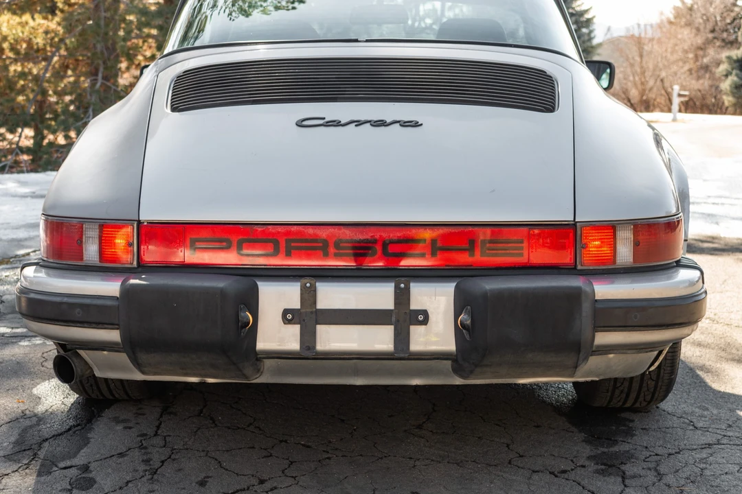 1984 Porsche 911 Carrera 3.2 - Image 27 of 31