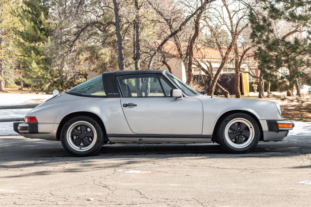 1984 Porsche 911 Carrera 3.2 - Image 7 of 31