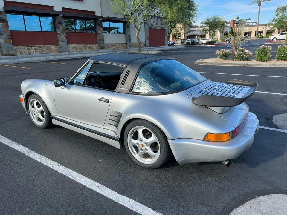 1985 Porsche 911 Carrera 3.2 - Image 11 of 31