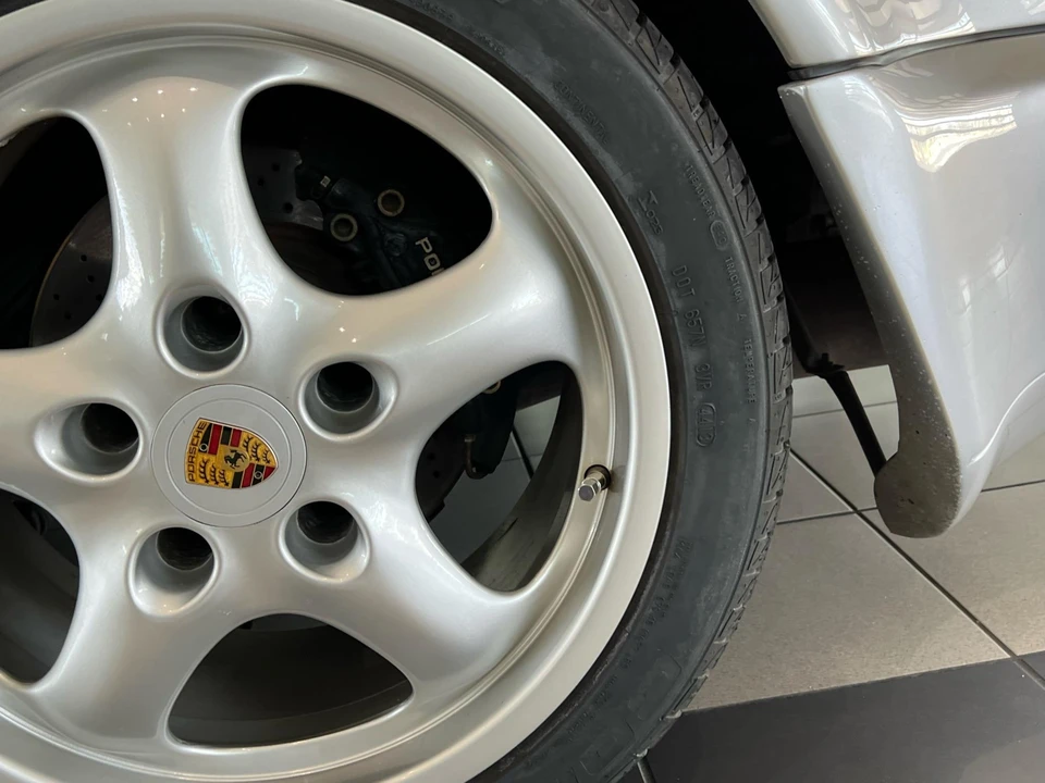 1985 Porsche 911 Carrera 3.2 - Image 28 of 31