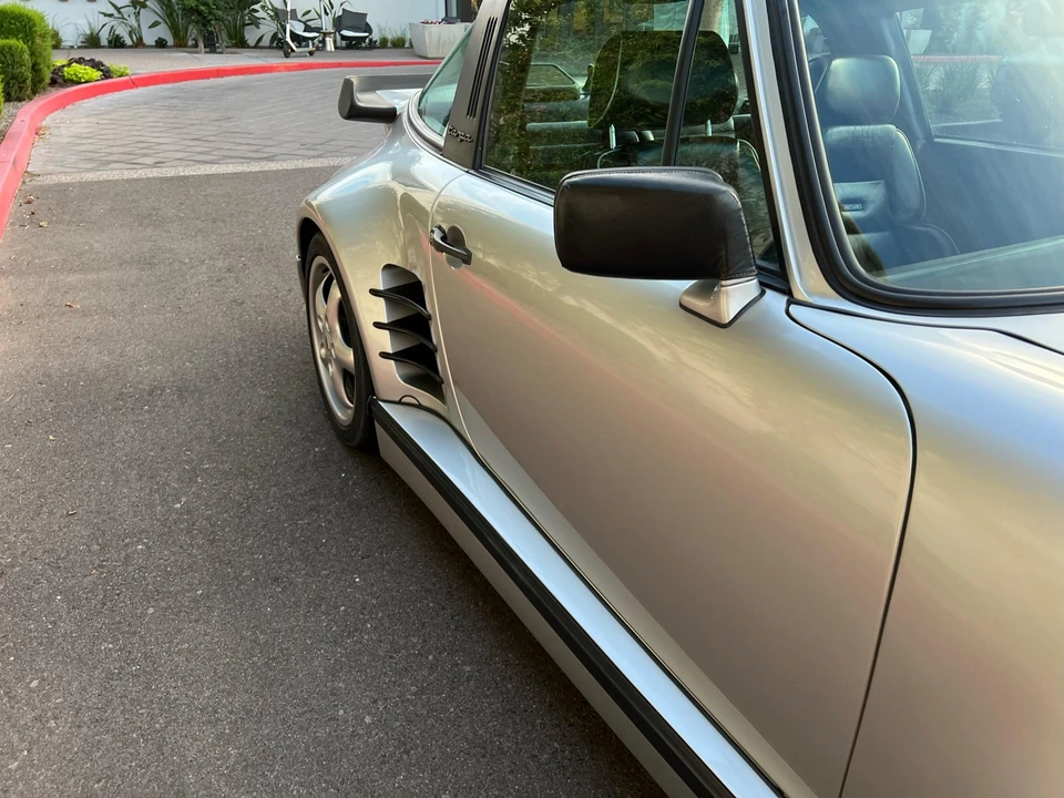 1985 Porsche 911 Carrera 3.2 - Image 26 of 31