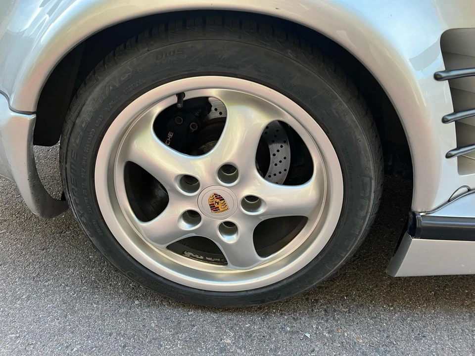 1985 Porsche 911 Carrera 3.2 - Image 29 of 31