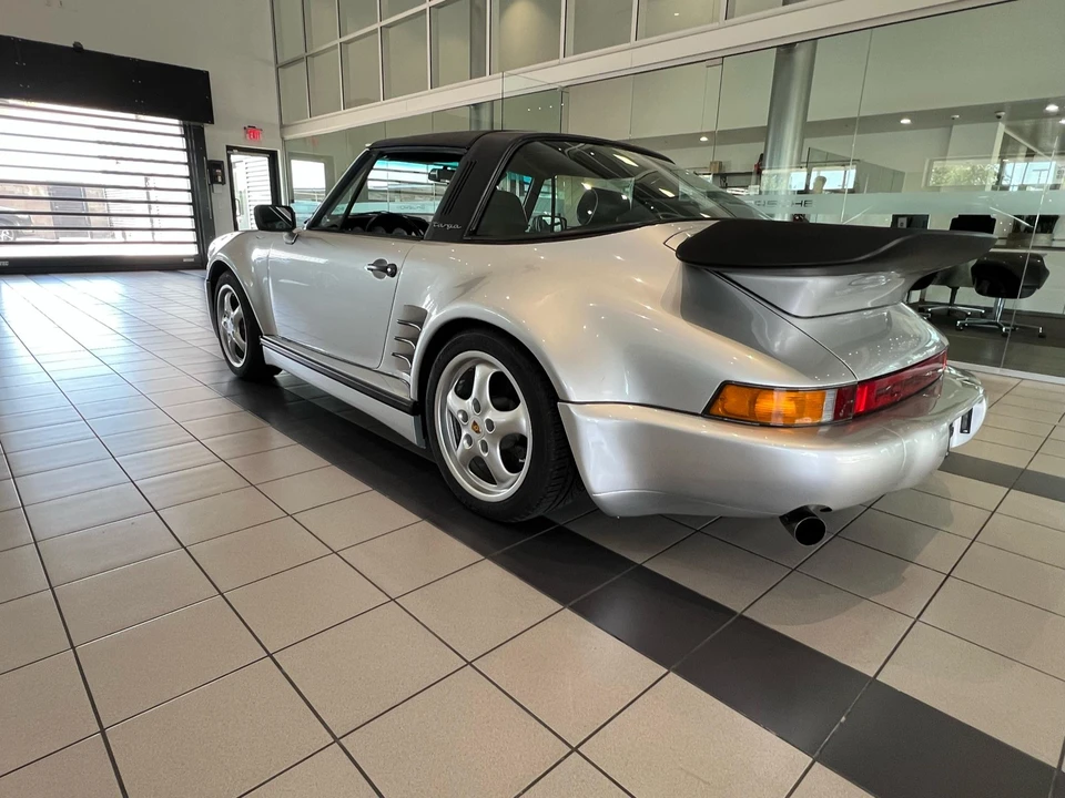 1985 Porsche 911 Carrera 3.2 - Image 5 of 31