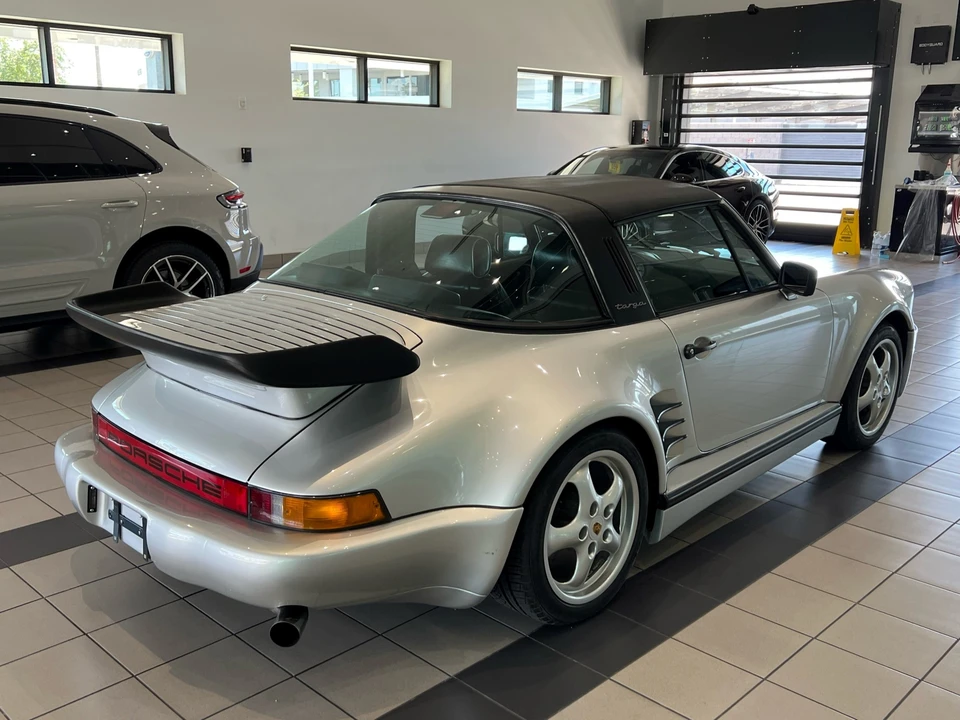 1985 Porsche 911 Carrera 3.2 - Image 7 of 31