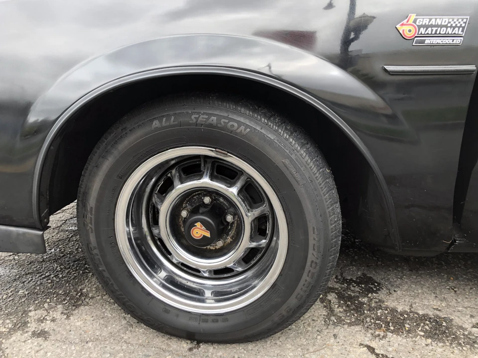 1987 Buick Grand National - Image 30 of 31