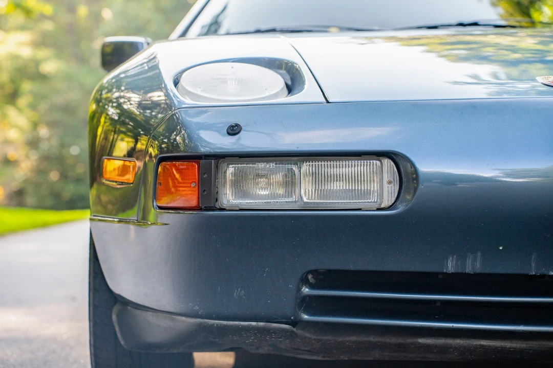 1987 Porsche 928 S4 - Image 12 of 31