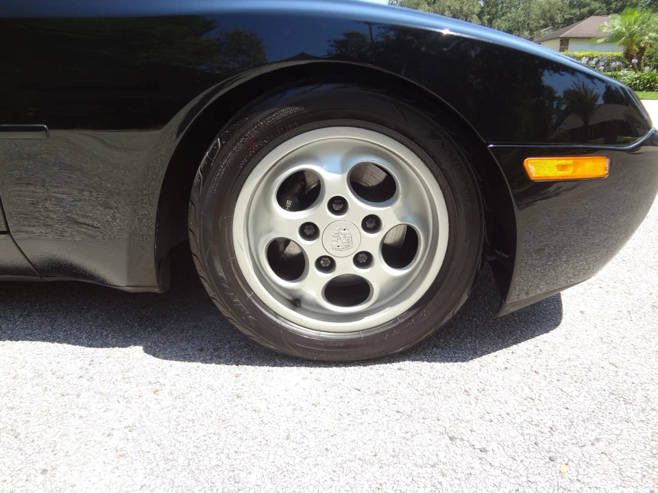 1987 Porsche 944 Turbo - Image 23 of 31